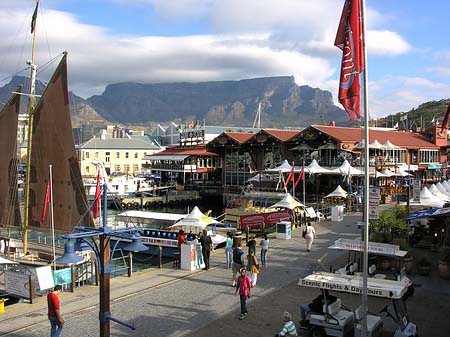 Foto Auf den Stegen der Waterfront - 